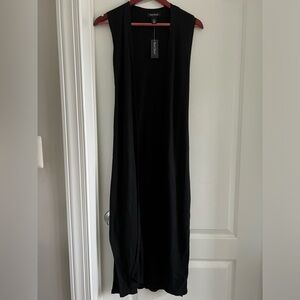 White House black market long back black shrug